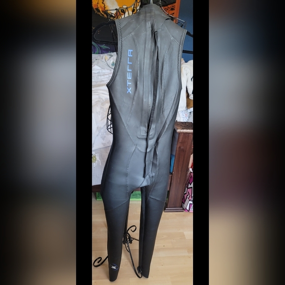 XTERRA women’s Small Long wetsuit blue logo - Picture 2 of 12